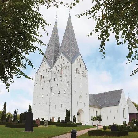 Stunning In Krusa With Wifi Prázdninový dům