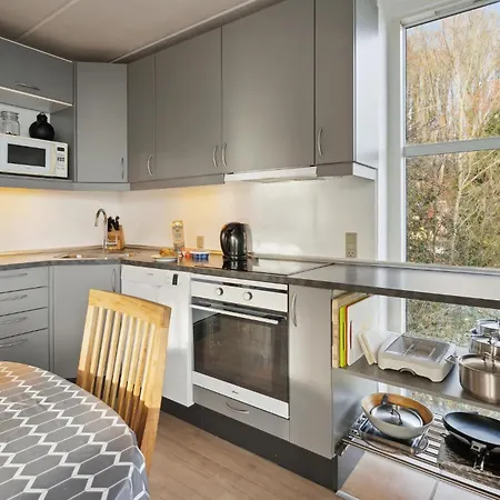 Stunning In Krusa With Wifi Kruså