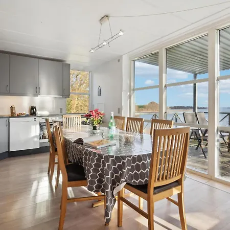 Stunning In Krusa With Wifi