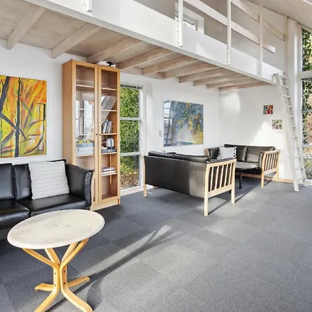 Stunning In Krusa With Wifi Prázdninový dům